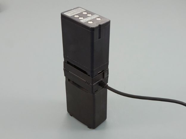 Picture of 12V Battery Adapter (2 batteries)