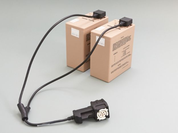 Picture of 24V Splitter Cable M to F  18"