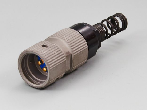 Picture of U-229/U 5 Pin Female Connector