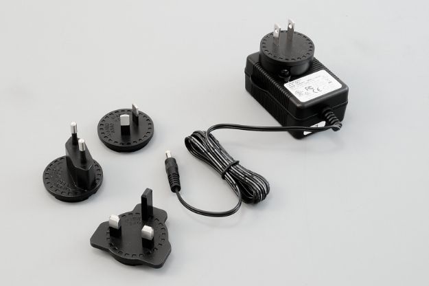 Picture of Power Supply/Charger for 148/152 USB Charger & Battery Status Meter