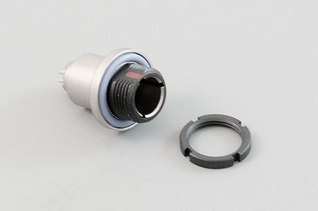 Picture of Nett Warrior 6 Pin Female Panel Mount (rear entrance)